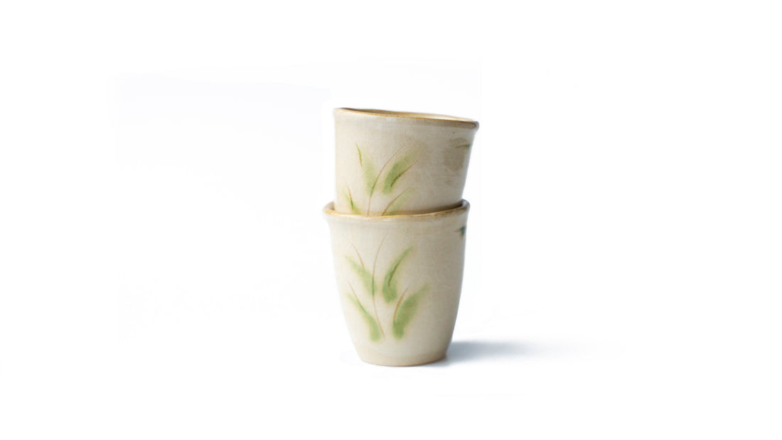 Leafy tea cup 01